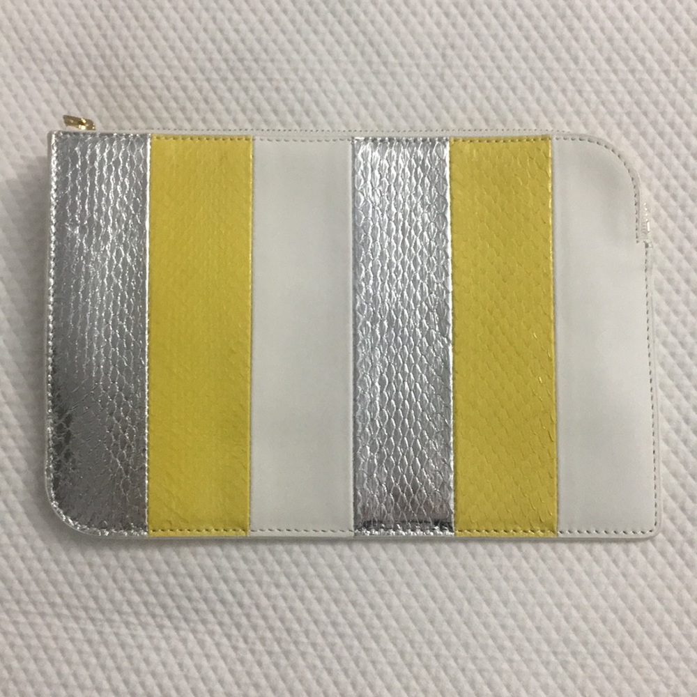 DVF medium zip clutch  NWT